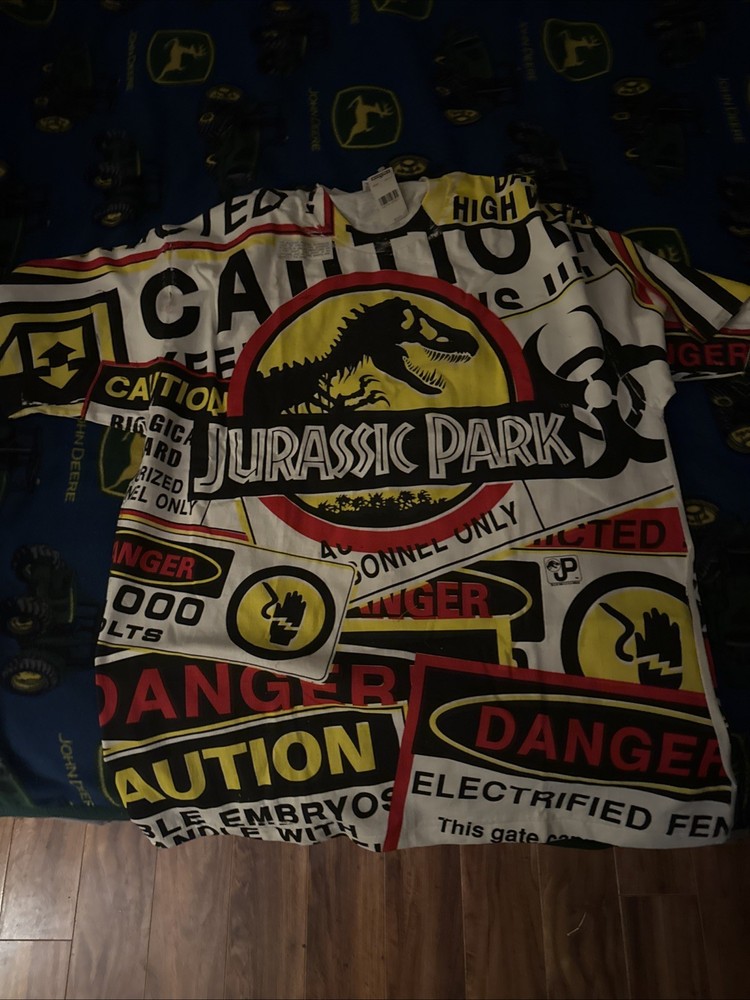 Jurassic Park 1993 T-Shirt Large Original 90s T-Rex Attack, Vintage