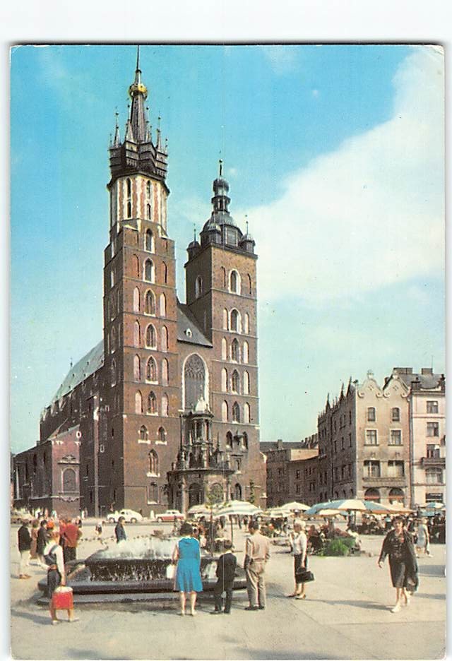 Postcard Rynek Główny kościół Mariacki Krakow Poland