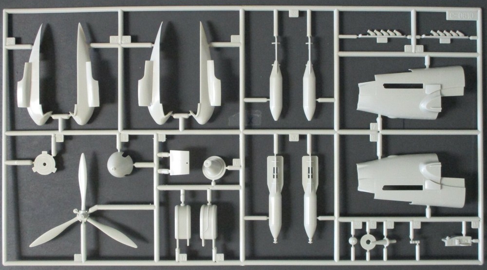 Accurate Miniatures 1/48 IL-2 Stormovik Kit 3408 Parts Tree E-image