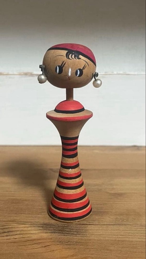 Kokeshi Girl Showa Retro Wooden Doll 10cm Vintage Bobblehead Folk Craft