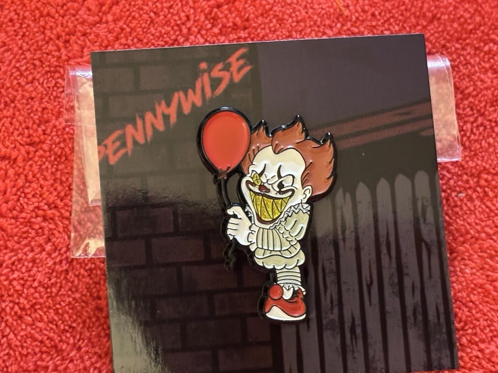 Pinzcity Pennywise Horror pack 2.0  Scare Bear Hat Pin