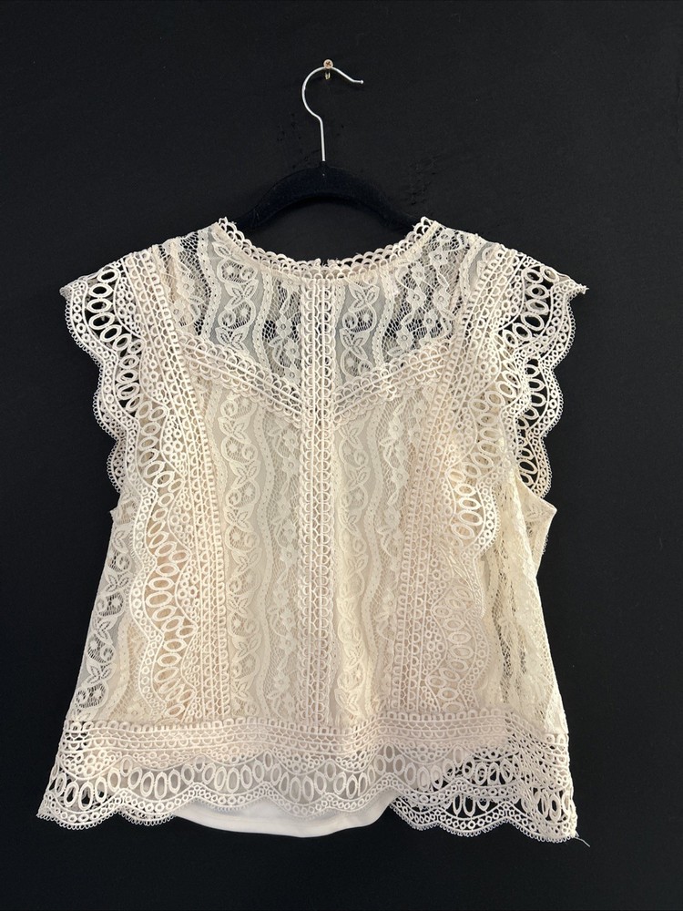 Lauren Conrad Women's  Romantic Cream Lace Blouse – Boho Chic Cap Sleeve Top