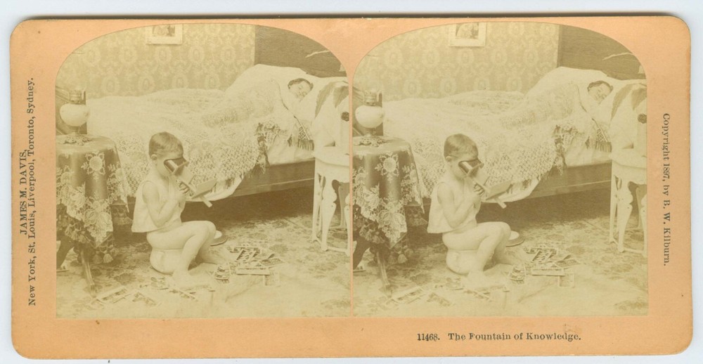 G1459~ Young Boy on Chamber Pot with Stereoscope c.1897 Stereoview – Kilburn