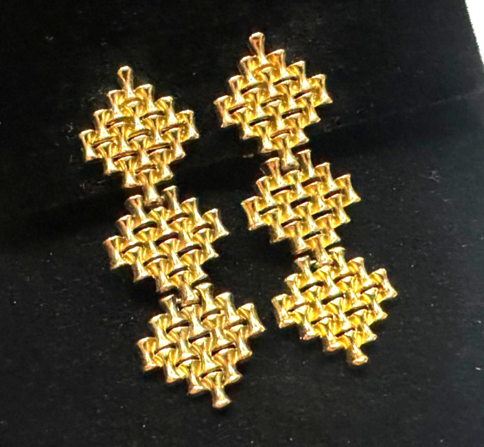 Signed MONET Vtg Costume Dangle Gold Tone Clip-on Earrings Jewelry Lot H