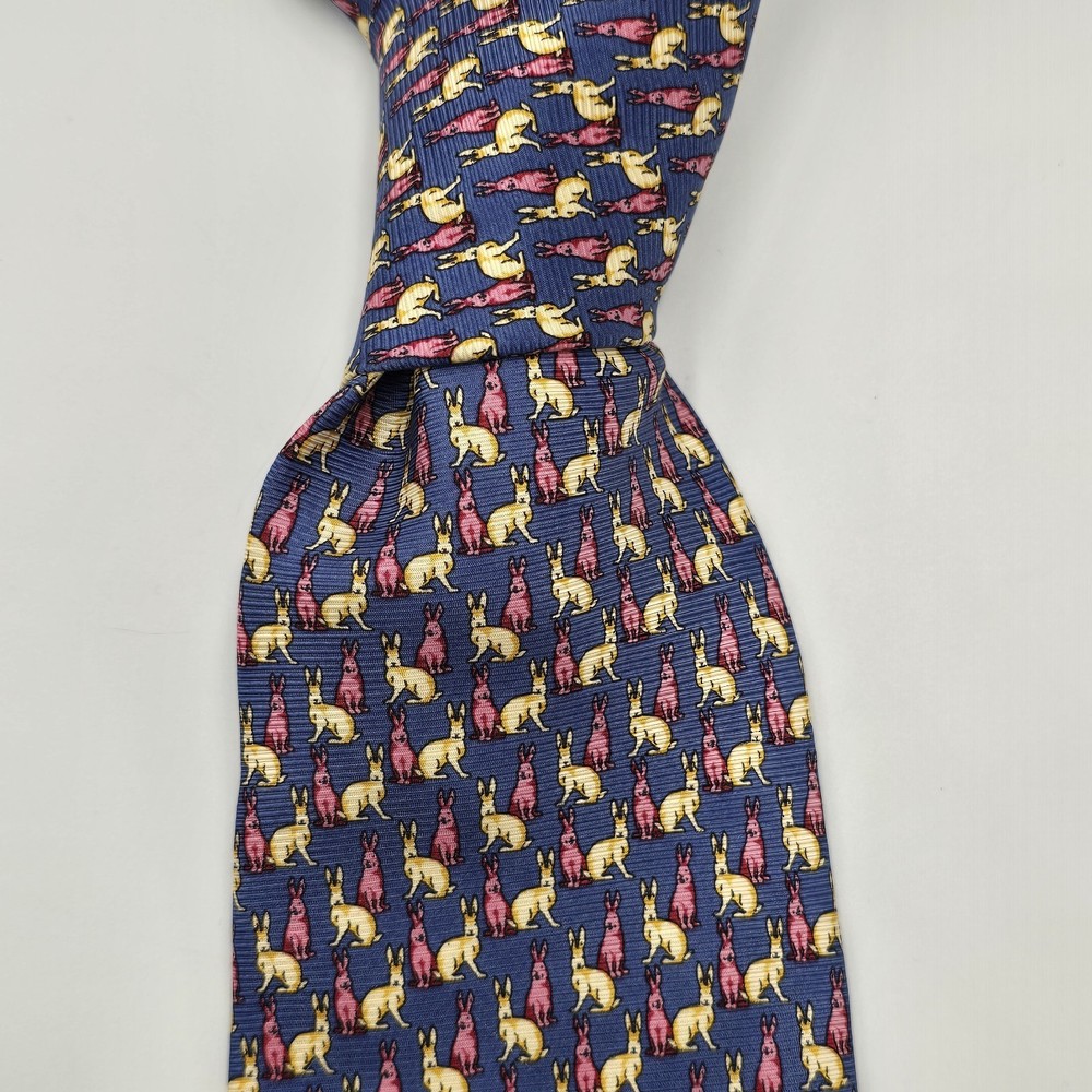 Vintage Tommy Hilfiger Tie Mens Blue Rabbit Print 100% Silk Classic USA