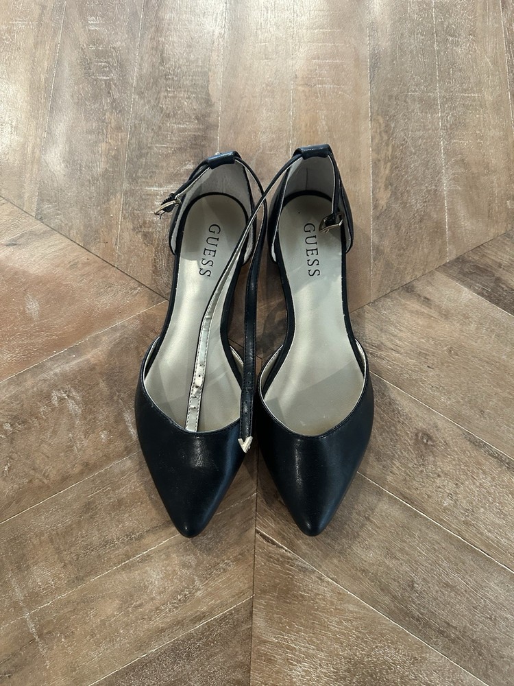 Guess Flats