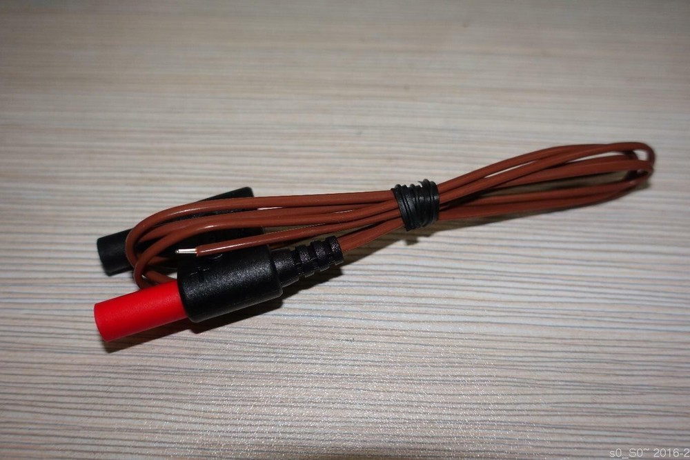 Fluke 80BK-A Type K Thermocouple Probe for Digital Multimeter and Thermometer