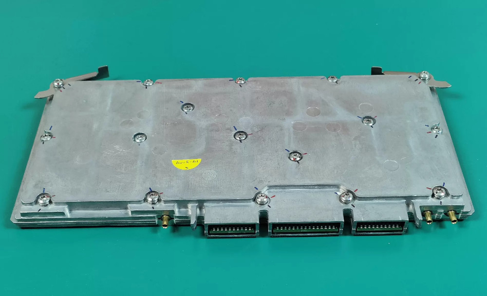 1pcs Agilent E8251-60340 board assembly for E8267D output board