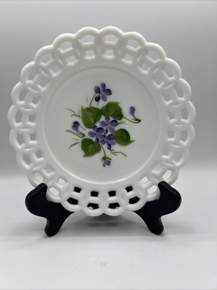 Vintage Hand Painted Violets Milk Glass Reticulated Edge Plate 8.5”