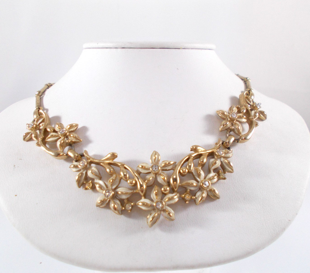 Vintage Gold tone White Enamel and Rhinestones Flowered Front Choker Necklace