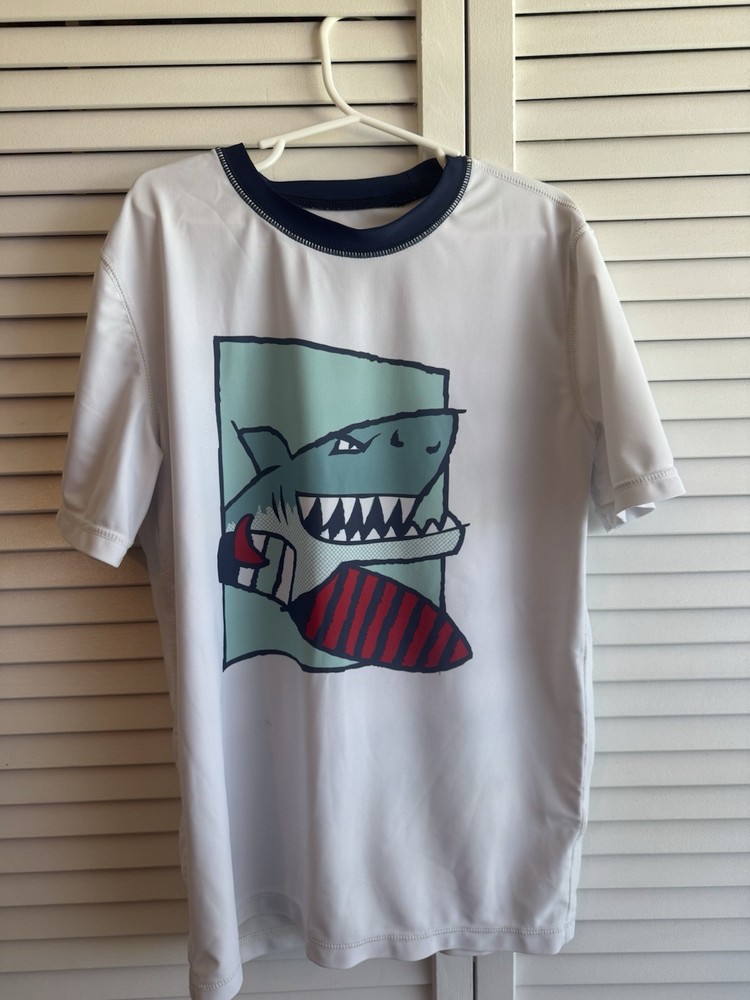 GAP Kids Boys L Regular White Shark Graphic Print Crew Neck Short Sleeve T-Shirt