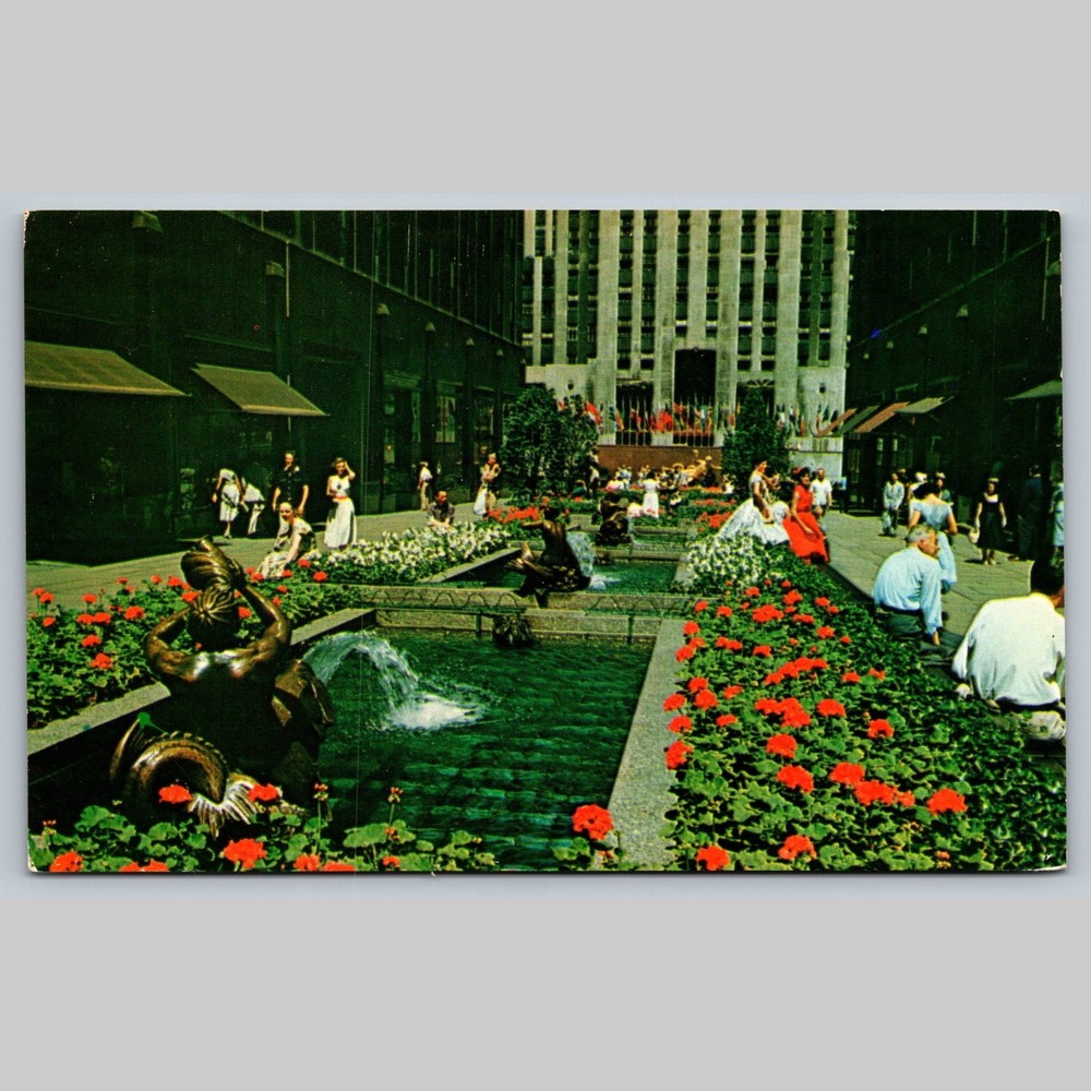 Postcard The Channel Gardens Rockefeller Center New York City