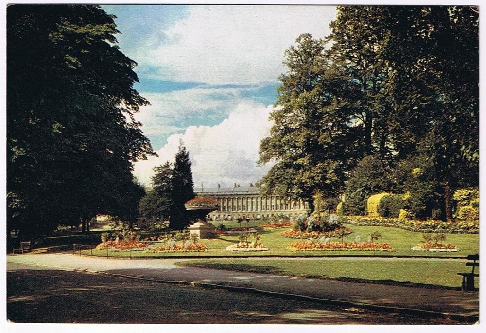 United Kingdom UK Postcard Bath Somerset Royal Crescent Gardens