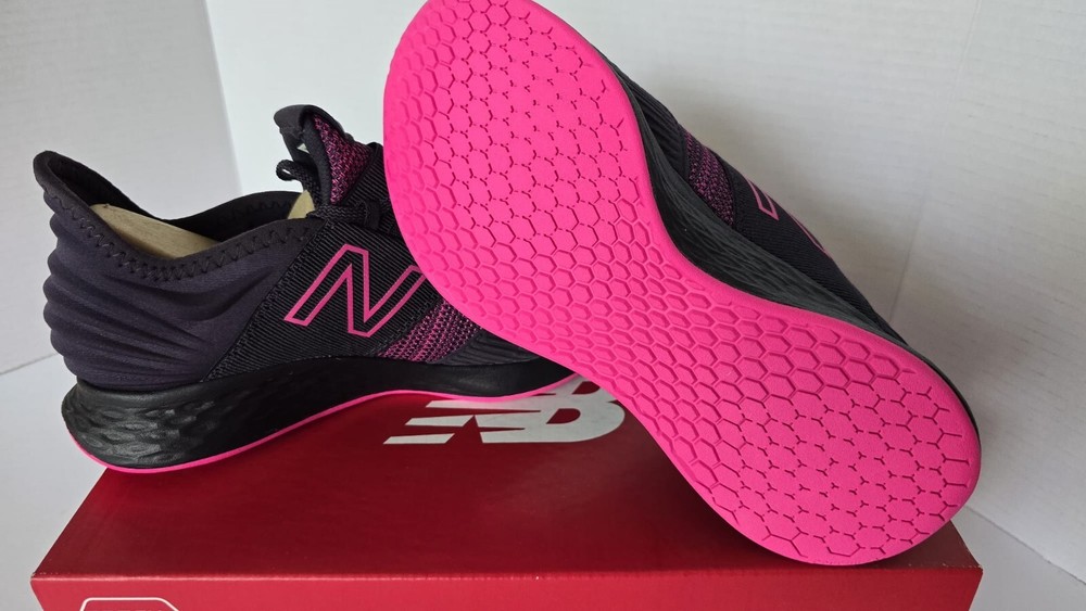 New Balance Fresh foam roav knit, color violet, size 5.5