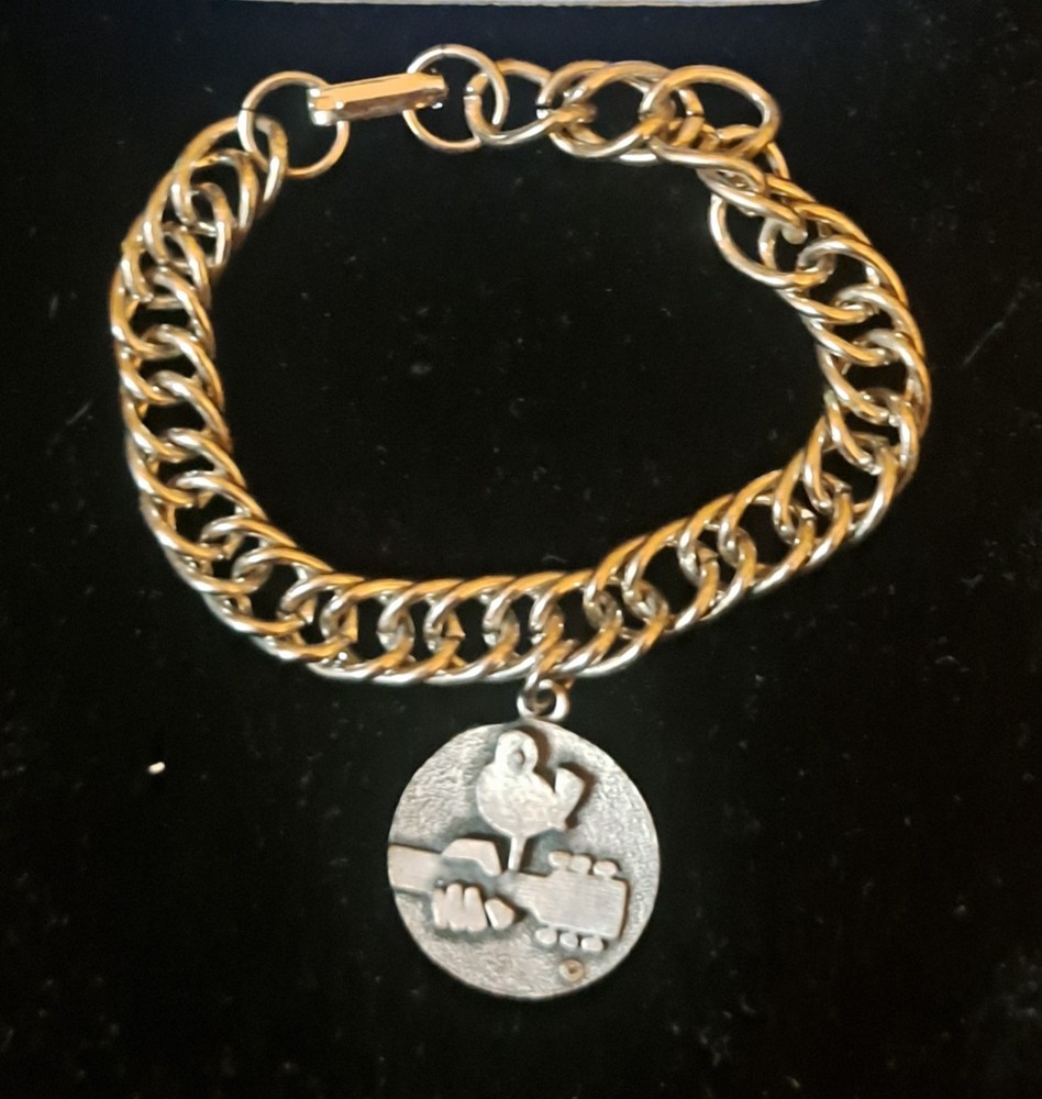 1969 Warner Brothers WOODSTOCK NY Concert Original Peace & Music Love BRACELET