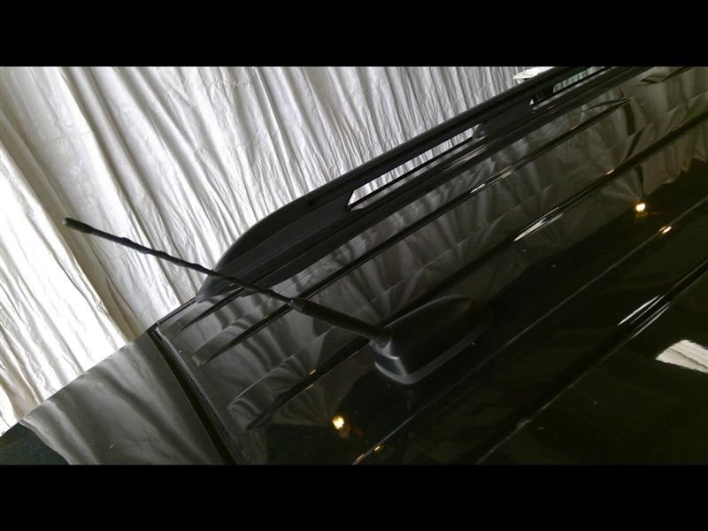 2015 Ford Explorer Antenna Replacement Part 365571