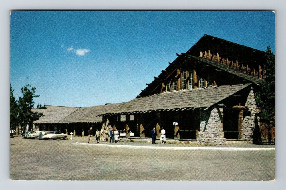MT-Montana, Old Faithful Lodge, Yellowstone Park, Vintage Postcard