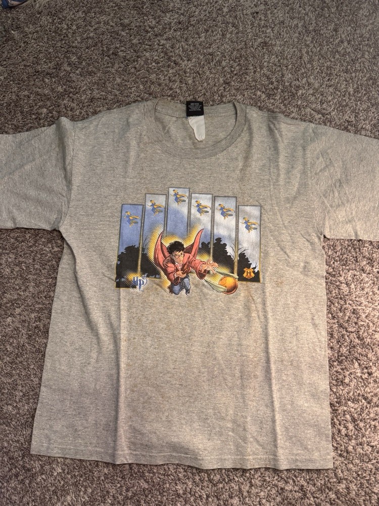 Vintage 2001 Harry Potter Sorcerers Stone Quidditch movie promo tee *description