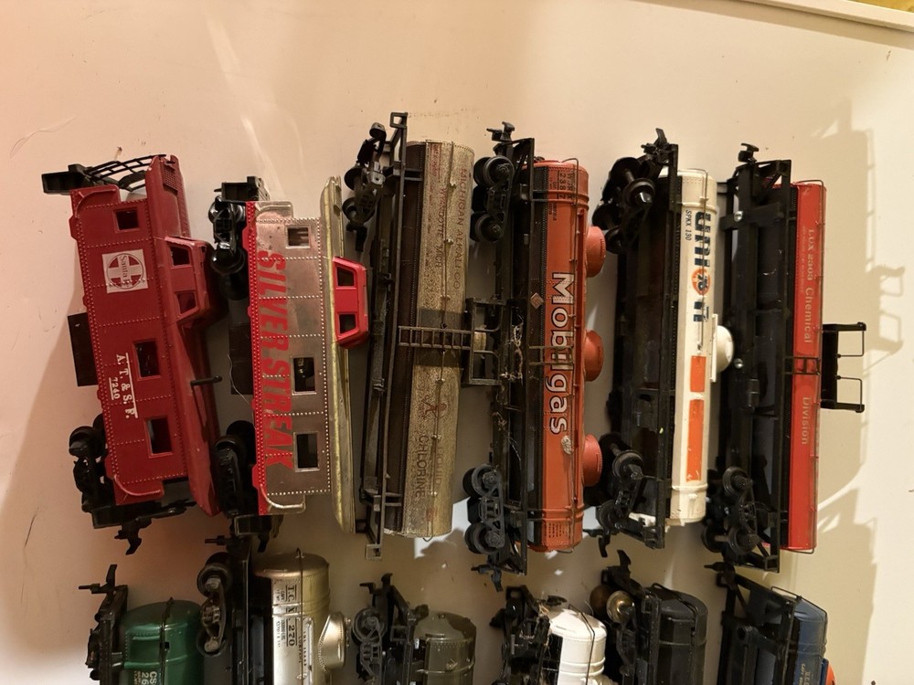 Ho Scale Car Lot For Parts Or Repair.