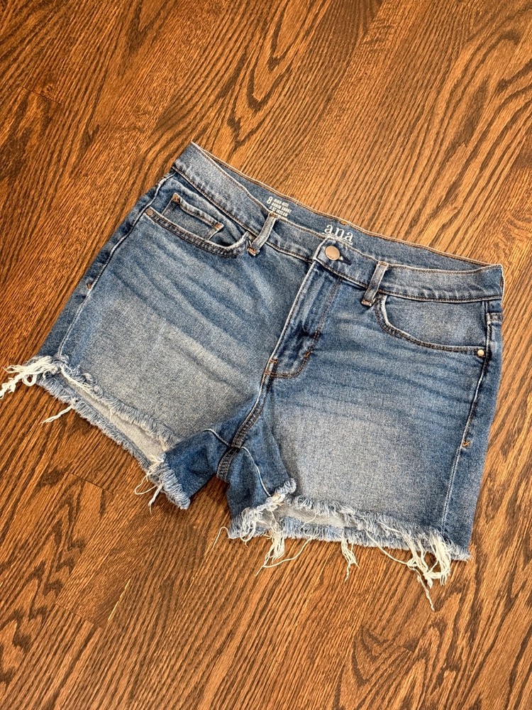 Ana A New Aproach Women's High Rise Denim Short 3.5