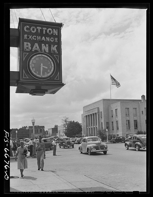 Photo:Kennett Missouri 1942 Main Street Cotton Exchange Bank Clock Cars