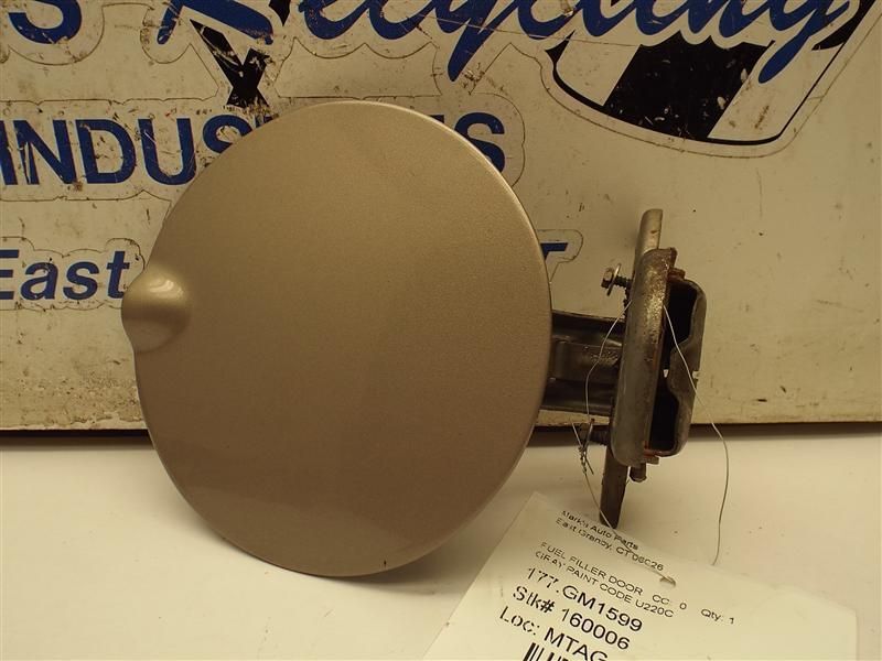 VENTURE   1999 Fuel Filler Door 162182