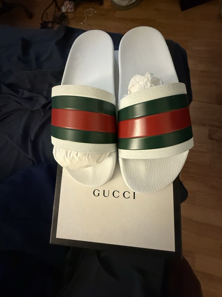 Men's Gucci Pursuit 72 White Pool Slides Size 10 US with Web Accent & Box