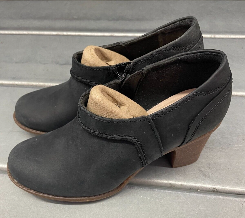 Clarks Sashlin Aleta Ankle Bootie Womens Size 6M Back Leather Slip On Clog Heel