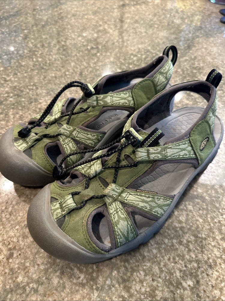 KEEN Womens Whisper Sport Hiking Sandals Light Green Size 10