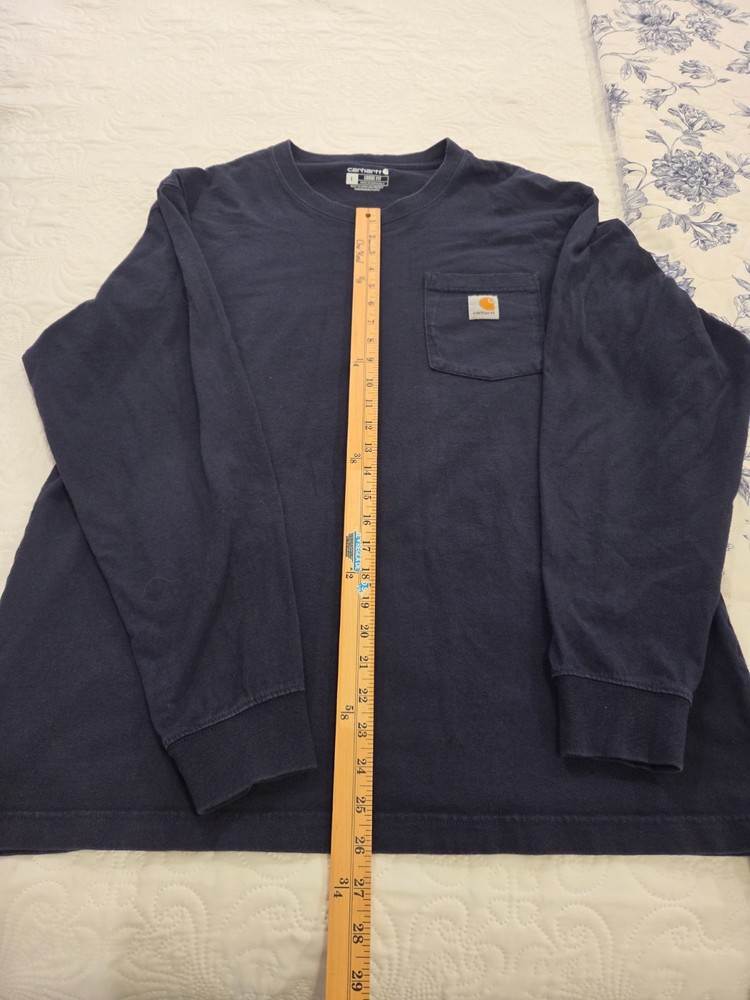 Carhartt long sleeved pocket T-shirt. Mens L. Loose Fit. Navy  nice condition.