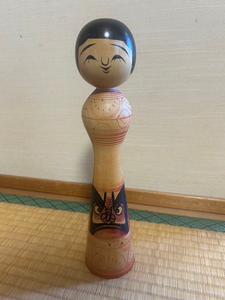 Tetsunori Okuse Wooden Kokeshi Doll Red Pattern 31cm Smiling Face Used