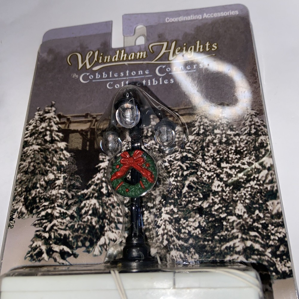 Windham Heights Cobblestone Corners Collectible Lighted Street Lamp