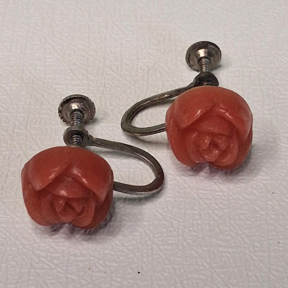 Carved Salmon Coral Rose Earrings Screw Back Silver Tone Retro Jewelry Vintage