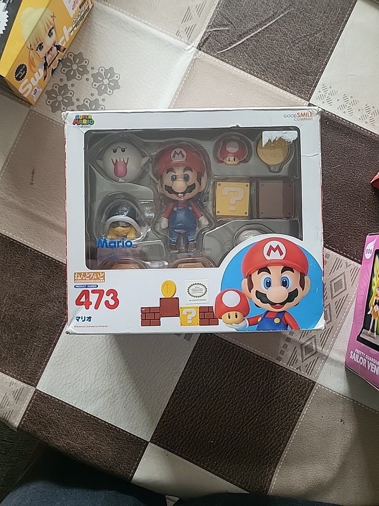 Nendoroid Super Mario Bros. #473 Figure Good Smile Company Open?