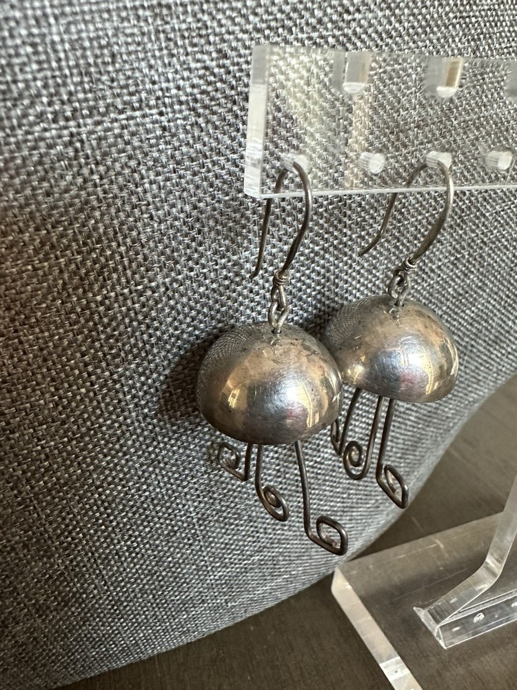 Vintage Sterling Silver Jelly Fish Pierced Earrings Mexico Artisan Made