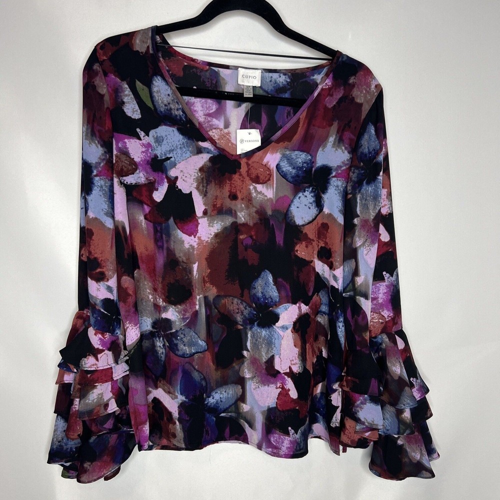 Cupio Women's Small Floral Print V-Neck Blouse with Bell Sleeves