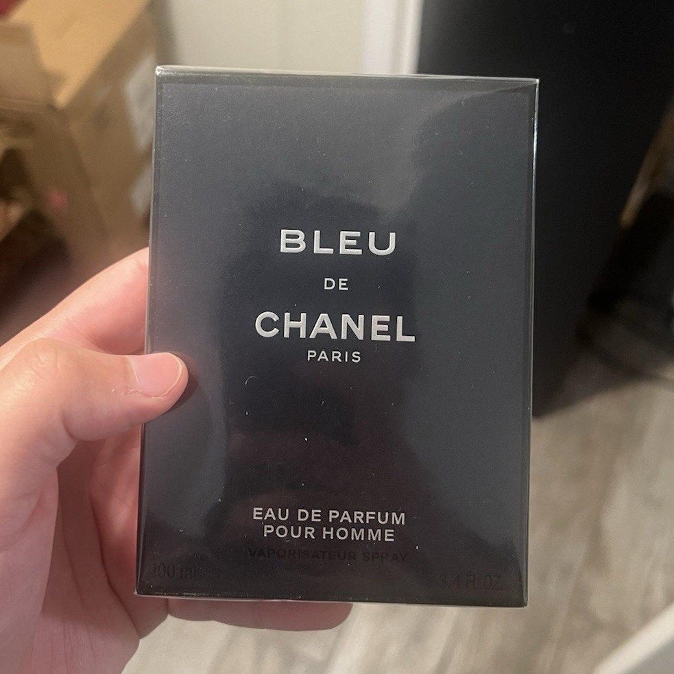 CHANEL Bleu de Chanel Eau de Parfum Spray for Men, 3.4 fl oz Regular