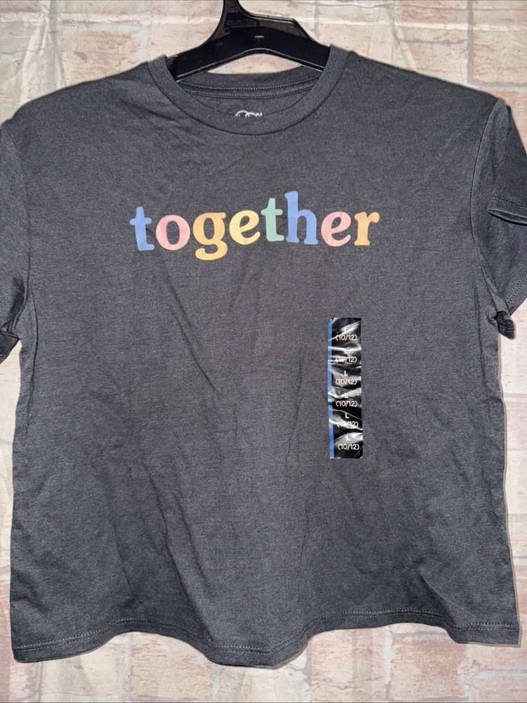 Art Class Girls Crop Together T-shirt size Large 10-12