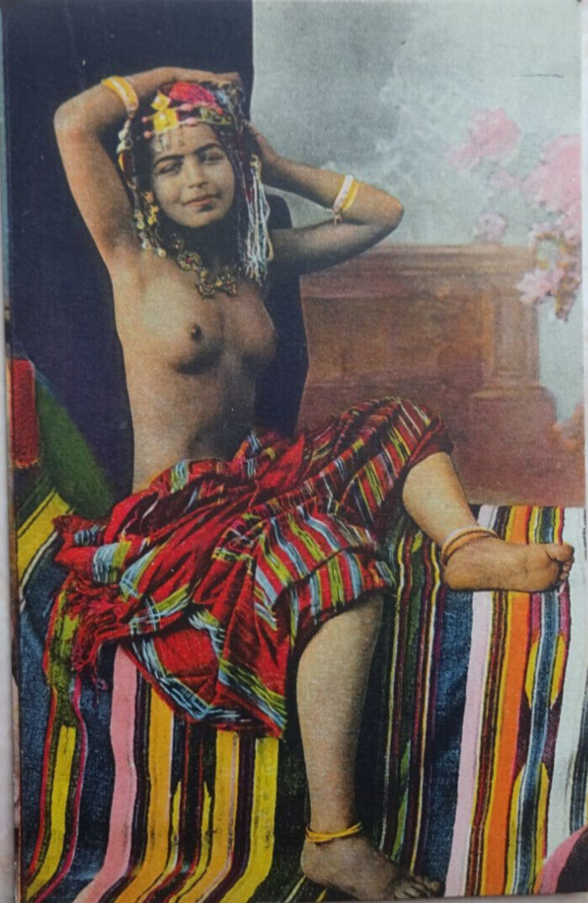 North Africa nude Beauty arab Girl ethnic original early 1916s photo postcard