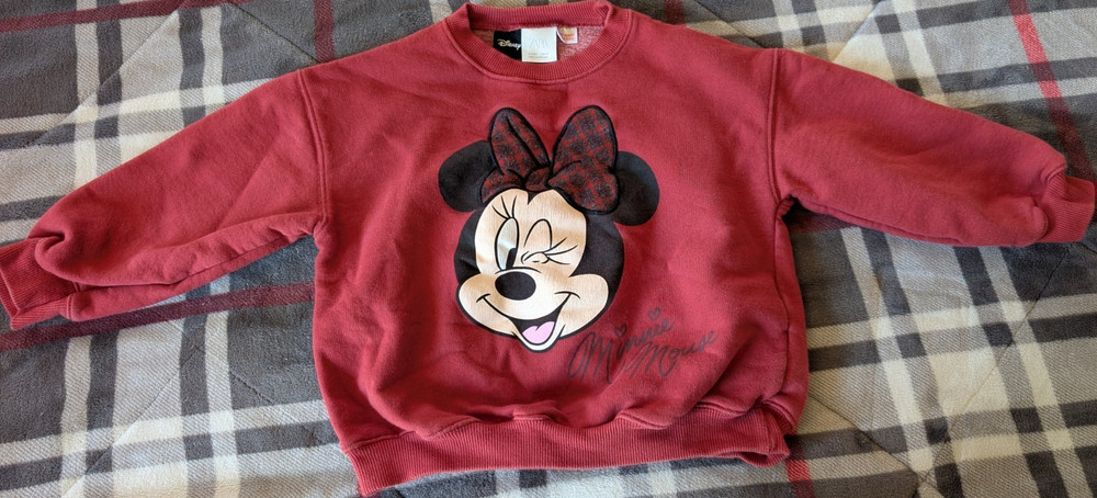 Disney  Zara Minnie Mouse Girls Red Cotton Fleece Crewneck Sweatshirt  size 6