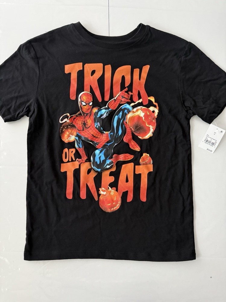 Marvel Spiderman Trick or Treat Black  T-Shirt Size M