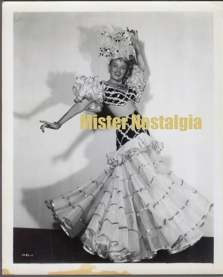 Vintage Photo 1947 Sexy Showgirl Bobbie Dorree in Hit Parade Of 1947