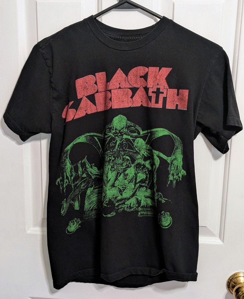 Black Sabbath Sabbath Bloody Sabbath T-shirt Men's Small