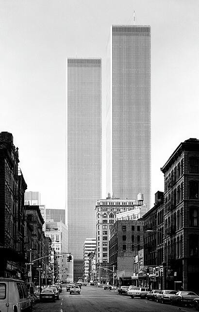 Photo:World Trade Center, New York, New York. Exteriors. View down street