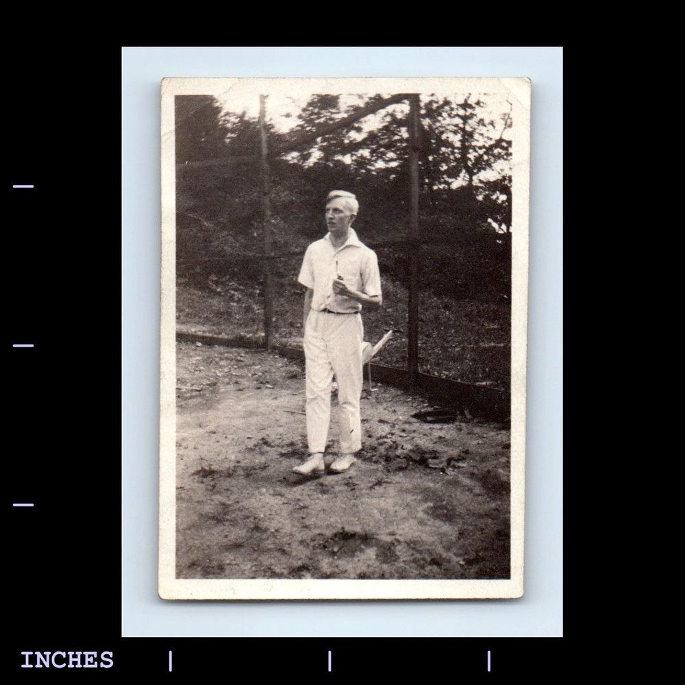 Old Vintage Photo MAN SMOKING TOBACCO PIPE