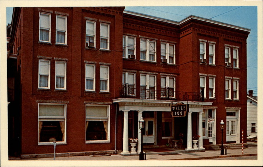 Wells Inn ~ Charles Street ~ Sistersville West Virginia ~ 1970s vintage postcard