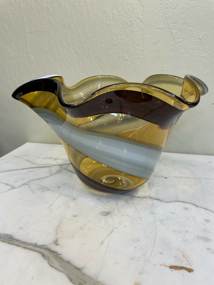 Hand-Blown Abstract Glass Vase Centerpiece for Modern Decor-image