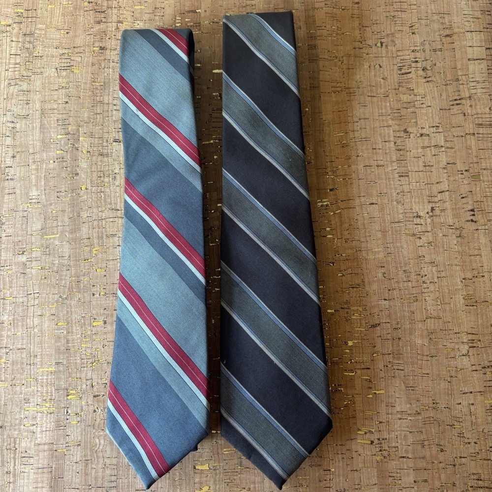 Lot of 2 Oscar de la Renta Striped Neck Ties - 54” x 3”