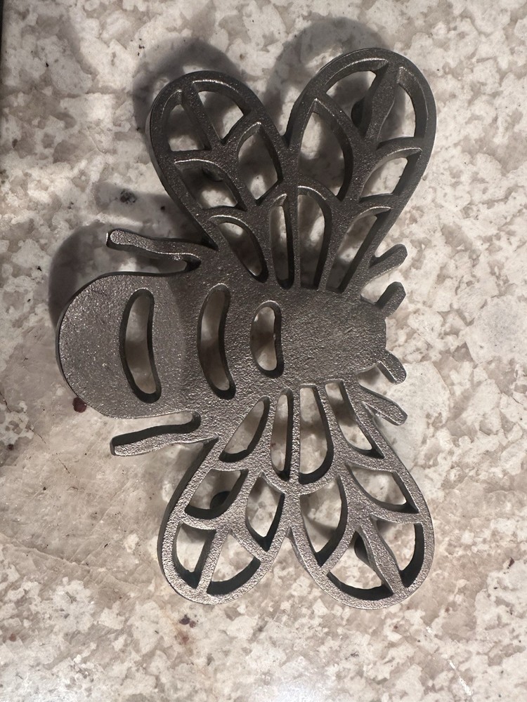 Paula Deen Bee Trivet