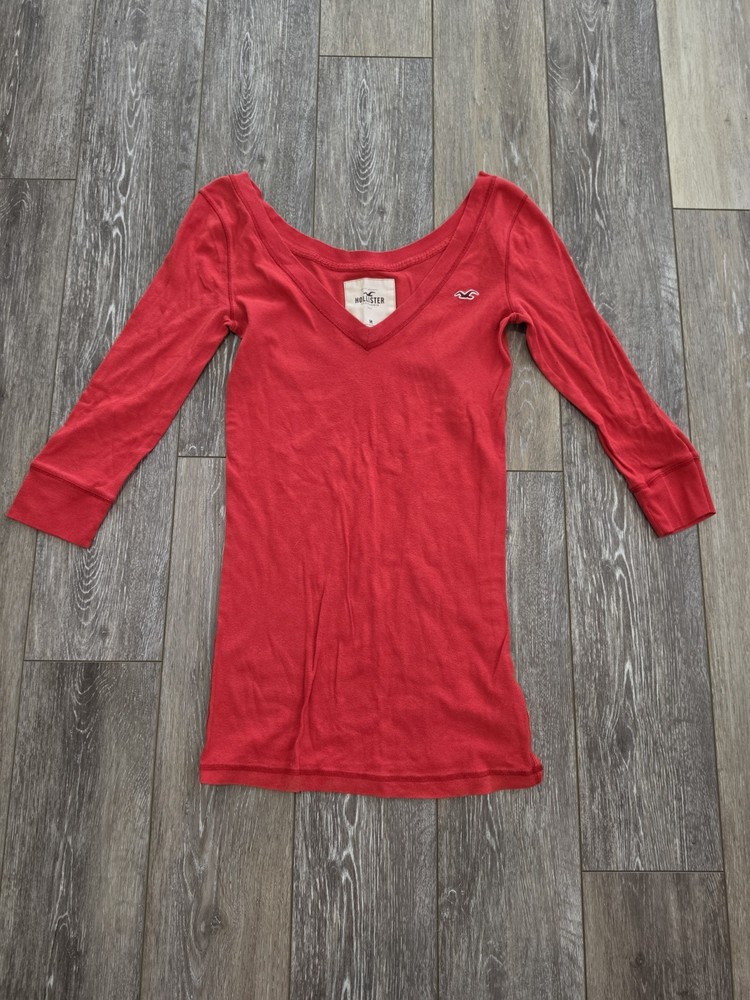 Hollister Vintage Red V-neck Lightweight 3/4 sleeve Y2K 2000s Shirt M
